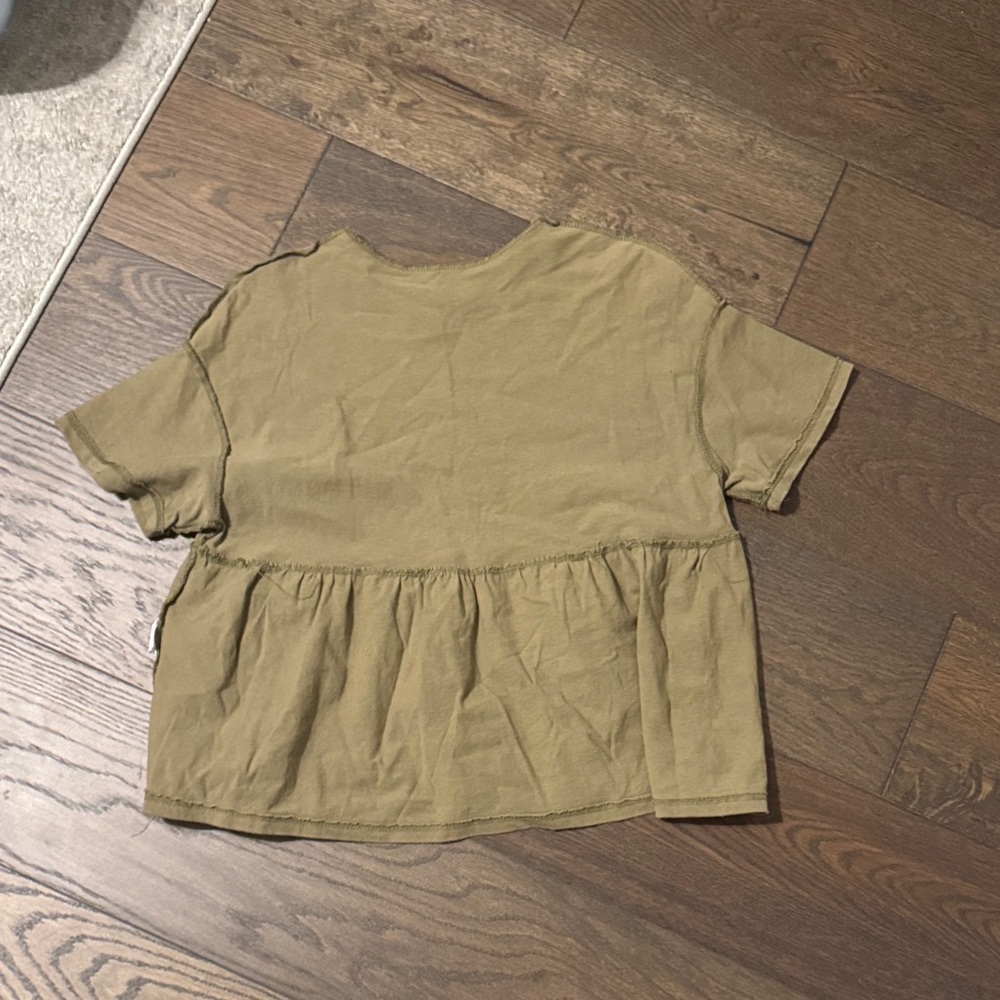 Casual Olive Green Peplum Top